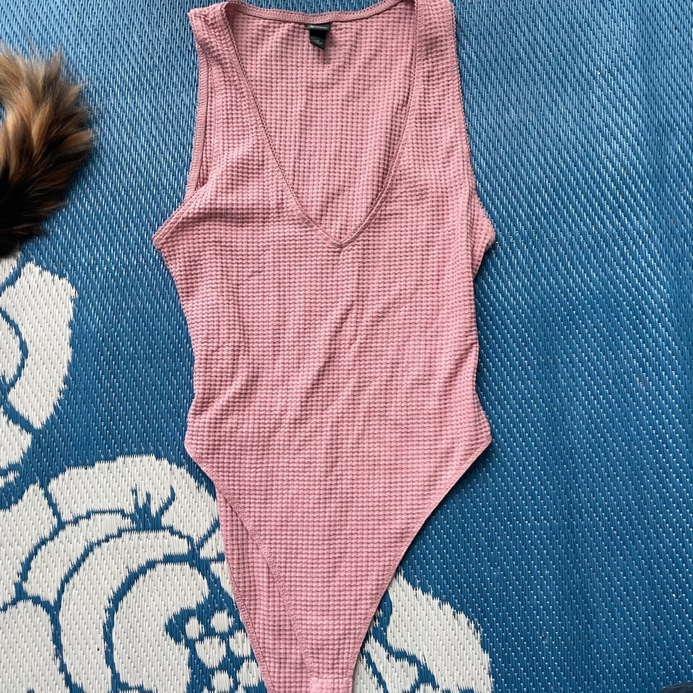 wild fable Pink Ribbed V-Neck Bodysuit